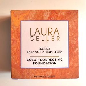Laura Geller Baked Foundation- Light